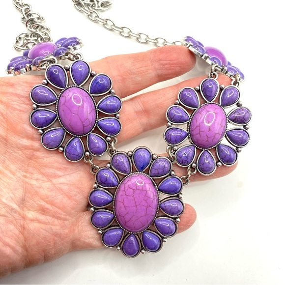 Statement Necklace Purple Lavendar Set Necklace & Earrings - Picture 6 of 8